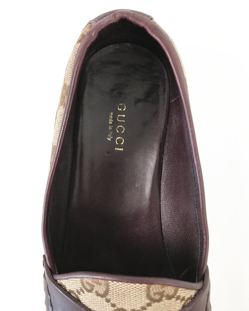 FRUIT Vintage Gucci 1990s Monogram Logo Print shoes Loafers