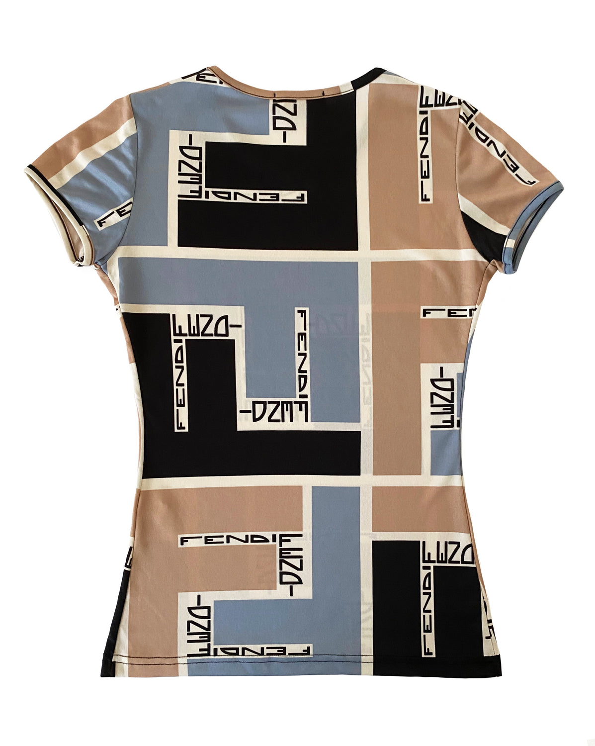FRUIT Vintage Fendi Retro Logo print tee the graphic Fendi print is from the 90s. The design is a throwback to the 1970s Fendi heritage logo.