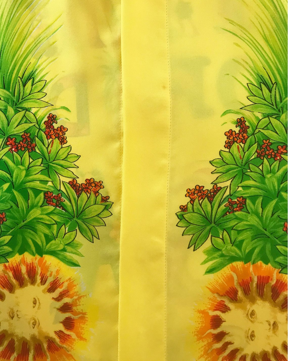 FRUIT Vintage rare Gianni Versace Miami Print Silk Shirt from the famous Spring/Summer 1993 Miami collection. This shirt is one of the most important Versace pieces ever released.