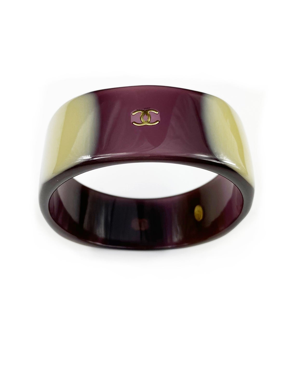 Fruit Vintage Chanel Purple and beige resin bangle. Features a classic interlocking CC logo to either side (this is a metal charm set into the resin).