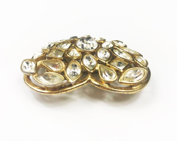 Fruit Vintage Yves Saint Laurent 1980s crystal heart brooch . Featuring in intricate crystal cluster design set in gold plated brass. YSL Pin Logo Rhinstone Diamante Clip.