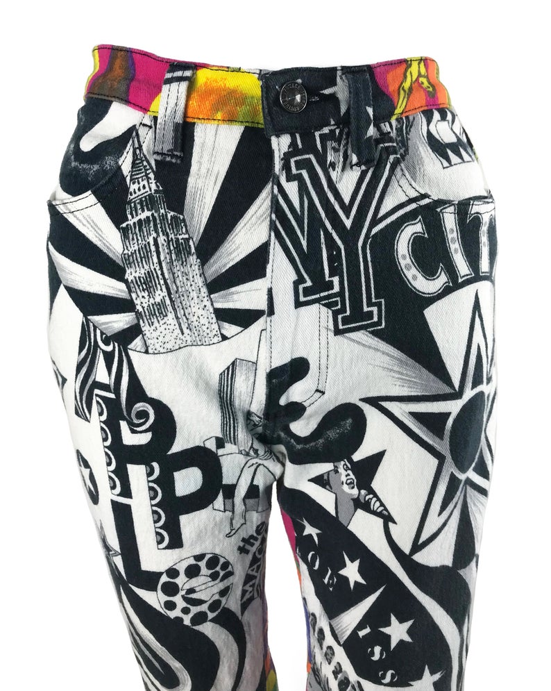 FRUIT Vintage Versace Jeans Couture 'Manhattan New York City' Print Jeans Pants by Gianni Versace piece from the 1990s.