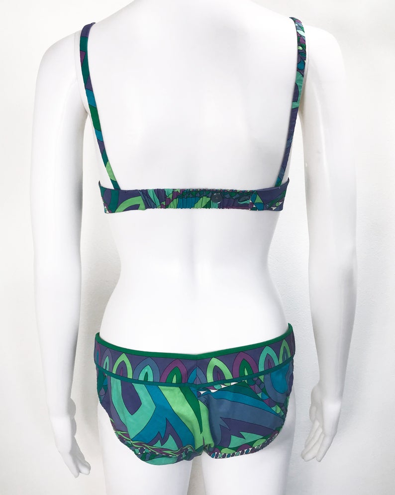 FRUIT vintage Emilio Pucci 1960s cotton handmade psychedelic pucci print bikini. In original, mint/unworn condition, this is a holy grail collectors piece