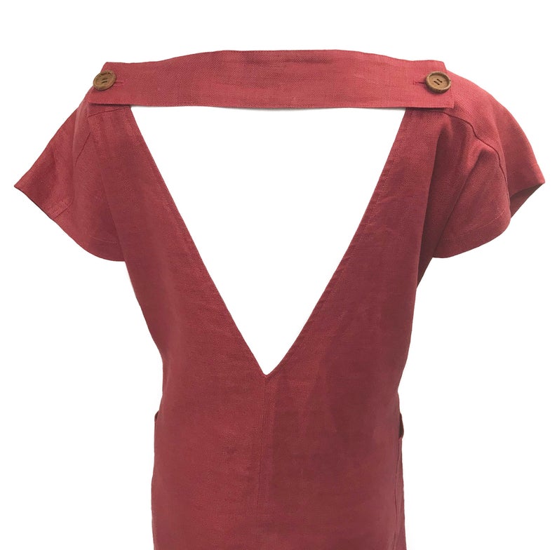 FRUIT Vintage Yves Saint Laurent Rive Gauche red maroon linen tunic dress dating to the 1980s. In near mint condition, this piece features a a classic shift/tunic silhouette with a gorgeous low, open back.
