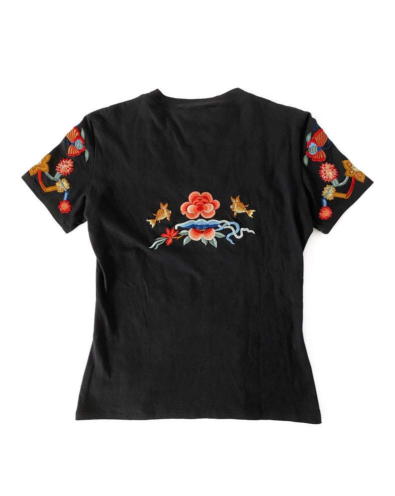 Fruit Vintage rare Christian Dior J'adore Dior logo tee featuring an Asian floral embroidered design. The embroidery includes delicate sequins.