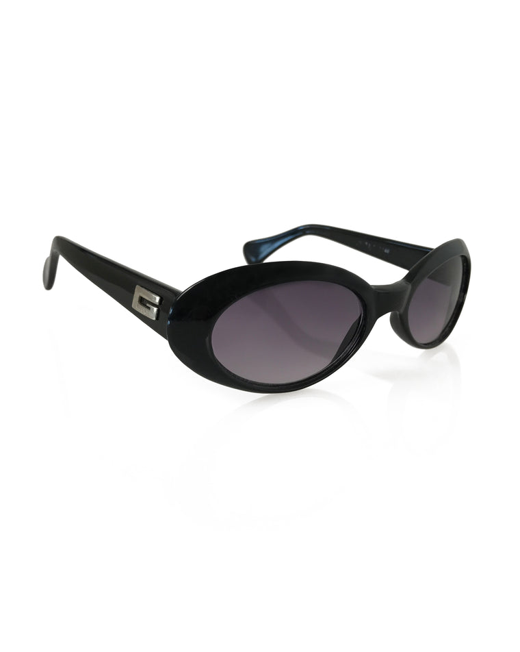 FRUIT Vintage Gucci 1990s Black Small Oval Sunglasses