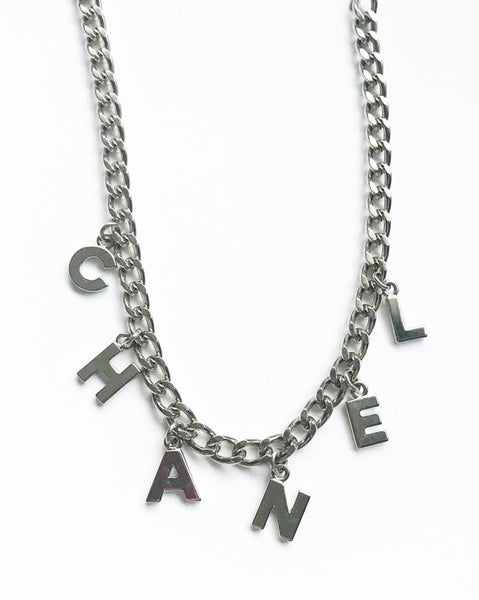 Chanel Letter Logo Chain Belt – FRUIT Vintage