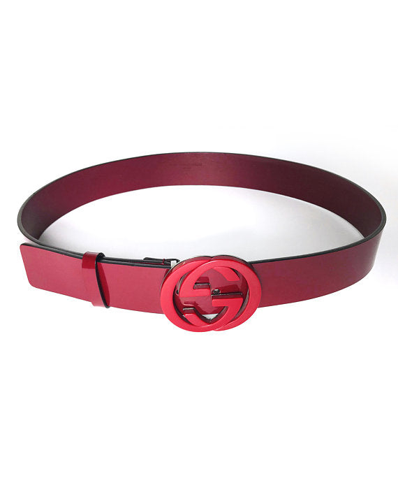 Fruit Vintage 1990s Gucci Red Patent Leather belt with a acrylic double G Logo Monogram Buckle.