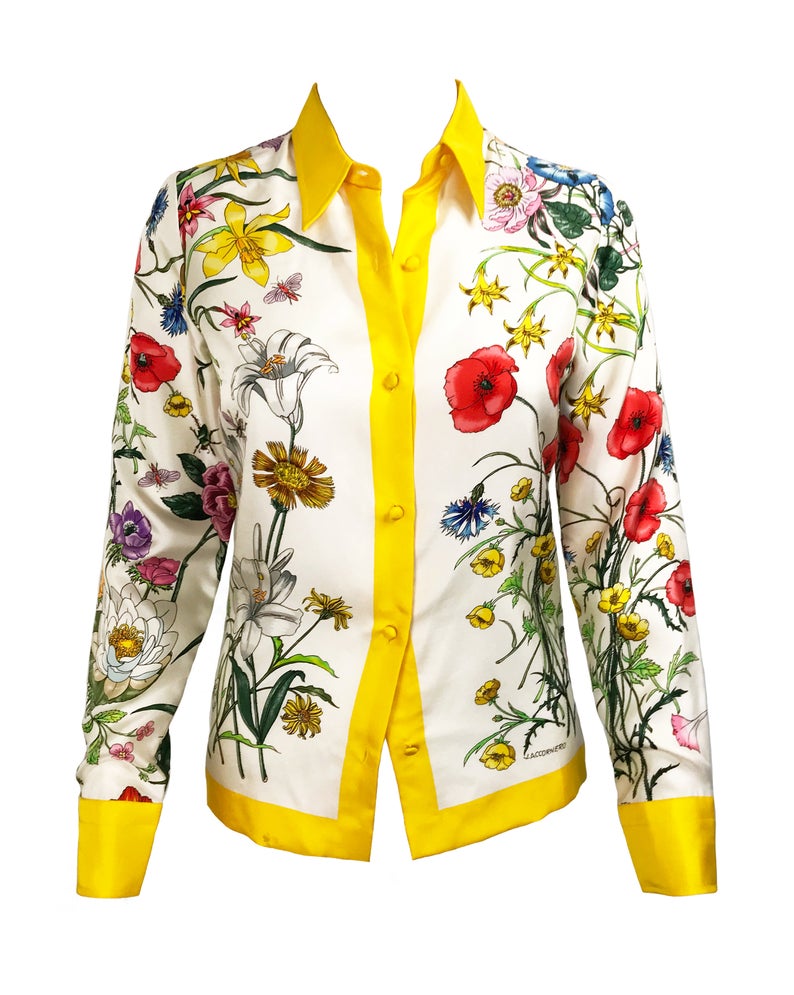 FRUIT vintage rare Gucci silk flora print shirt dating to the 1980s. It features the classic Gucci flora design from the era trimmed with vibrant yellow. This is a true piece of Gucci history!