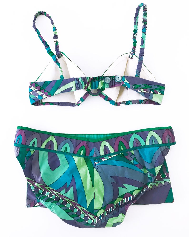 FRUIT vintage Emilio Pucci 1960s cotton handmade psychedelic pucci print bikini. In original, mint/unworn condition, this is a holy grail collectors piece